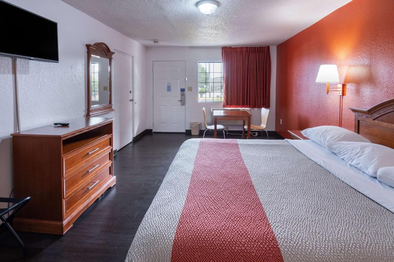 6-montgomery, Al - Coliseum Hotel